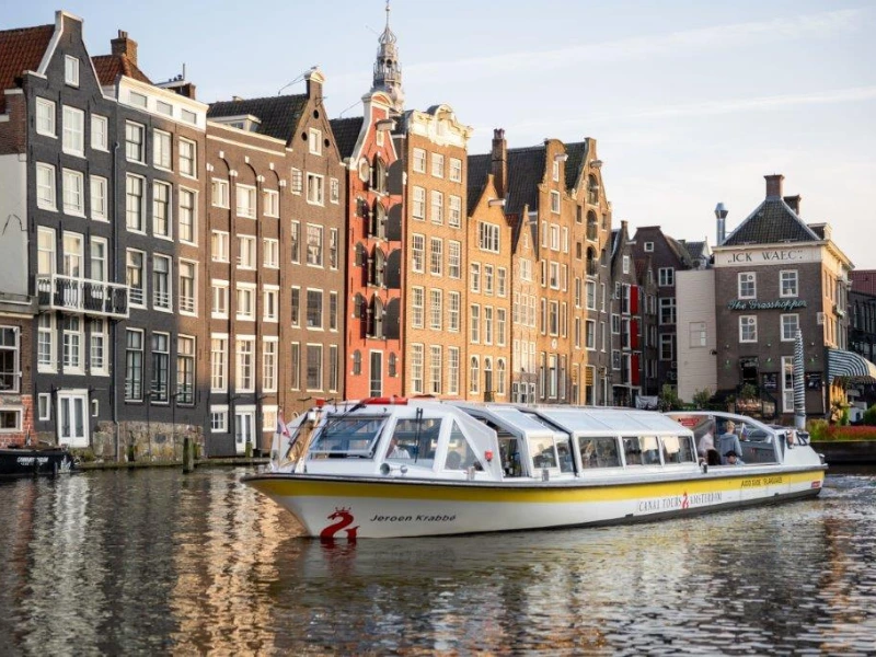 Stromma canal cruise Damrak